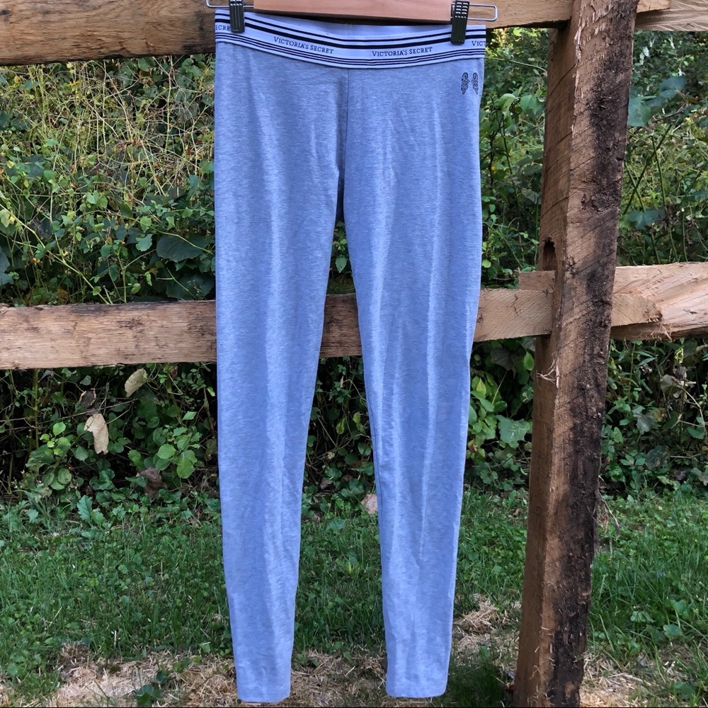 Victoria’a Secret Light Gray Leggings